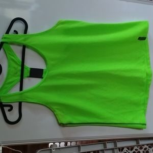 Under Armour run top